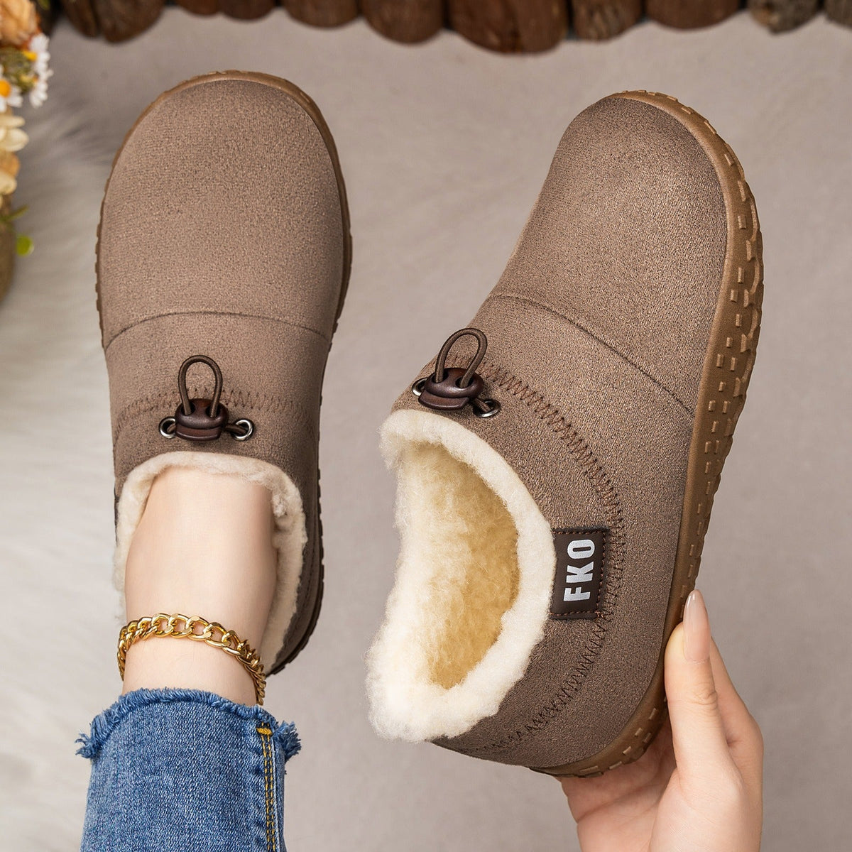 Women's Plush-Lined Winter Mules – Cozy Slip-On Shoes