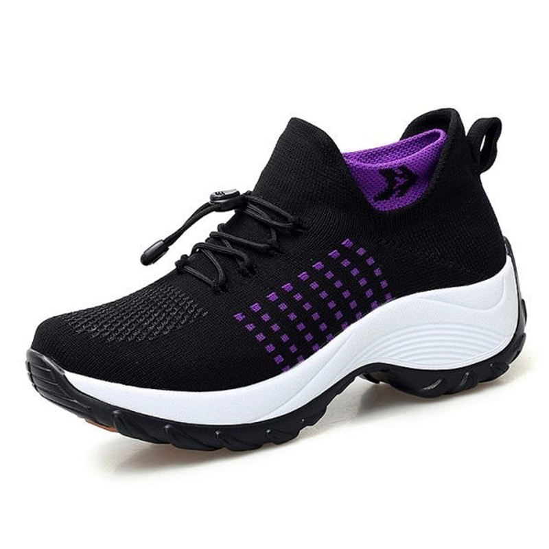 Comfortable women's shoes with air cushion support to reduce back and knee stress