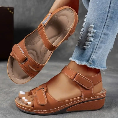 Weiche & stylische Keilsandalen für mühelosen Komfort!