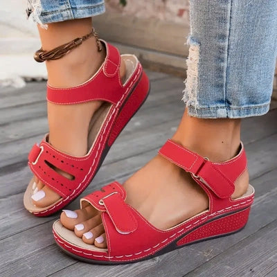 Weiche & stylische Keilsandalen für mühelosen Komfort!