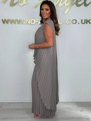 Irregular High-Low Pleated Top + Pants Two-Piece Suit