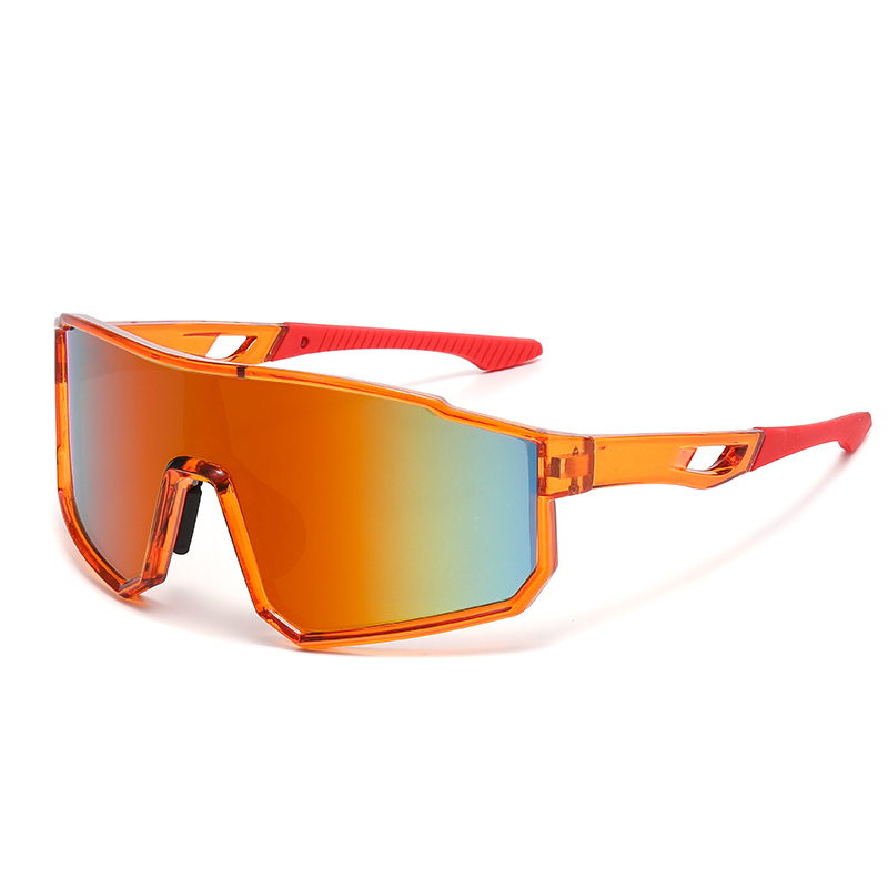 Polarized Sports Sunglasses for Men & Women – UV400 & Colorful Mirrored Lenses 🏃