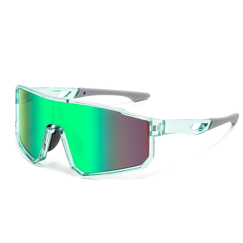 Polarized Sports Sunglasses for Men & Women – UV400 & Colorful Mirrored Lenses 🏃